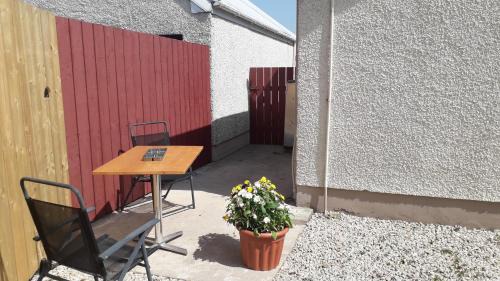 Dunseverick Apartment | Lovely 1-Bed Apartment at Whitepark Bay Co Antrim