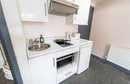 Selly Oak Apartment | Lovely 1-Bed Studio in Birmingham