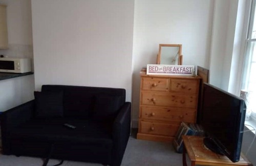 Bexhill-on-Sea Apartment | Lovely 1-bedroom flat within minutes from the beach!