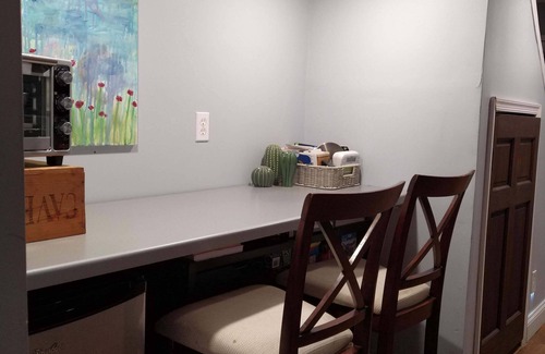 Morrell Park Apartment | Lovely 1 Bedroom efficiency with Indoor Fireplace