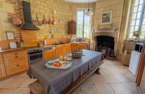 Haux House | Lovely 18th-century château in the heart of the Bordeaux vineyards. Country cottage