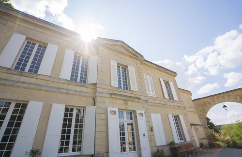 Haux House | Lovely 18th-century château in the heart of the Bordeaux vineyards. Country cottage