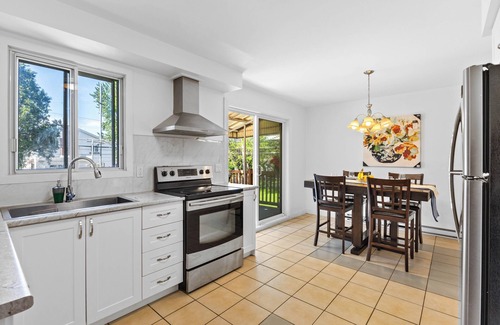 Anjou Apartment | Lovely 1Bedroom with Terrace-Near Metro Station