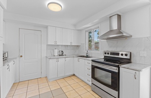 Anjou Apartment | Lovely 1Bedroom with Terrace-Near Metro Station