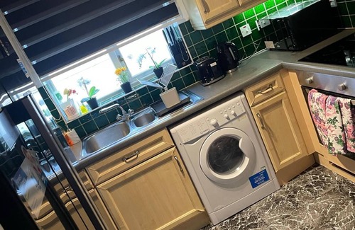 River Apartment | Lovely 2 Bed Apartment in East London