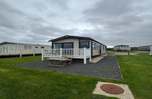 Prestonpans House | Lovely 2-bed Caravan in Seton Sands