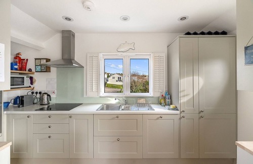 Hope-Cove House | Lovely 2 bed Detached Cottage in Hope Cove, South Devon, 4 mins to beach