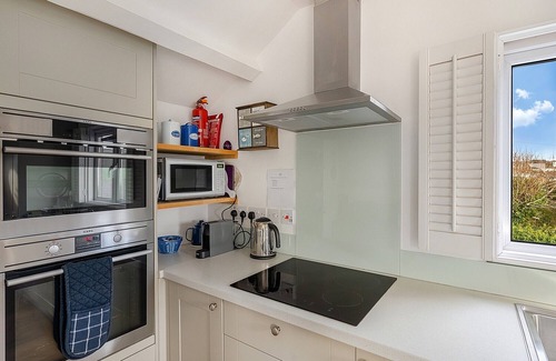 Hope-Cove House | Lovely 2 bed Detached Cottage in Hope Cove, South Devon, 4 mins to beach