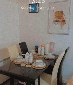 River Apartment | Lovely 2 Bed Flat/Apt in East London- Nice Estate.