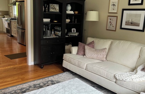 Saratoga Springs House | Lovely 2-bedroom home close to downtown Saratoga Springs, Racetrack, and SPAC!