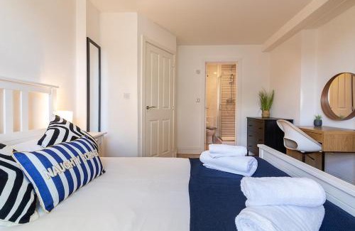 Loughborough Apartment | Lovely 2 Bedroom 2 Bathroom Apartment with Parking