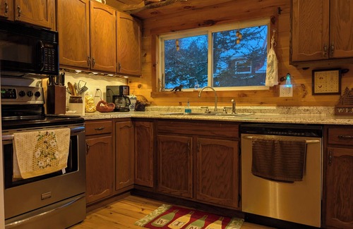 Indian Lake Cabin | Lovely 2-bedroom Adirondack lakefront cabin - perfect for hikers & snowmobilers!