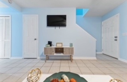 Columbia Apartment | Lovely 2 bedroom apartment minutes from Ft. Jackson and VA Hospital