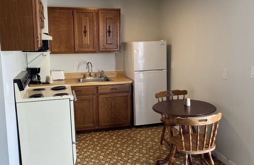 Hampton Apartment | lovely 2-bedroom apartment with pool 3C