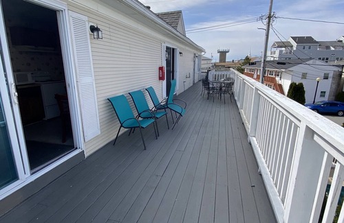 Hampton Apartment | lovely 2-bedroom apartment with pool 3C