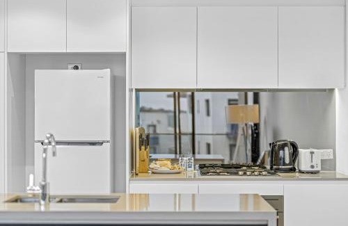 Mortlake Apartment | Lovely 2 bedroom APT in Mortlake