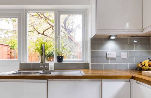 Forest Hill Apartment | Lovely 2-Bedroom Flat with Garden - Forest Hill