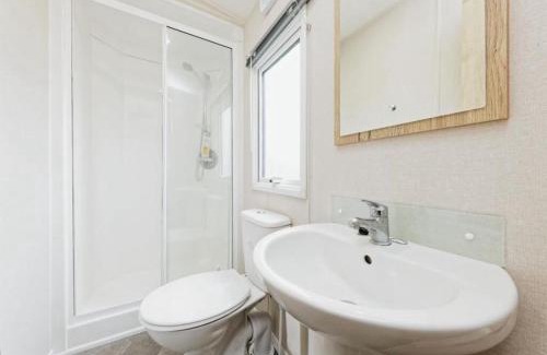 Swalecliffe Resort | Lovely 2 bedroom holiday home in Whitstable