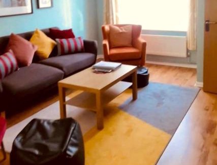 Bath House | Lovely 2 bedroom house in Bath with private parking garden WiFi & easy access to city centre