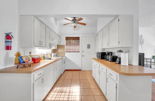 Bay Harbor Islands Apartment | Lovely 2 bedroom in Beautiful Bay Harbor Islands