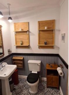 Gourock Apartment | Lovely 2 Bedroom with Riverside Views Dog Friendly