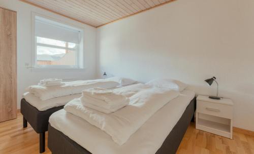 Torshavn Apartment | Lovely 2 BR Apartment - Parking - Quiet Street