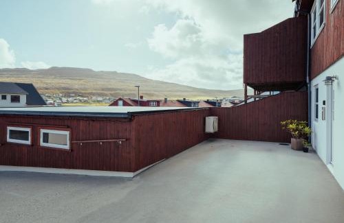 Torshavn Apartment | Lovely 2 BR Apartment - Parking - Quiet Street