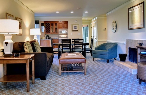 Kingsmill Condo | Lovely 2 BR Condo in 4💎 Historic Golf Resort