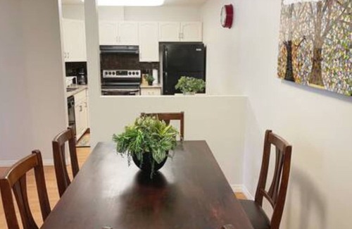 Northwest Edmonton Condo | Lovely 2Bdr 2Bath Condo Apt with Free Parking