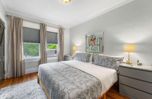 Dilworth House | Lovely 2BR near Uptown Charlotte