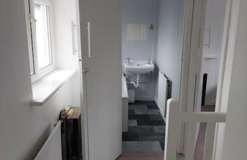 Kew House | Lovely 3 bed terraced family house