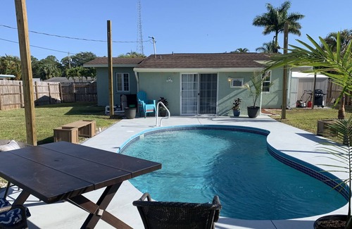Fort Myers House | Lovely 3 bedroom with spacious backyard and pool.