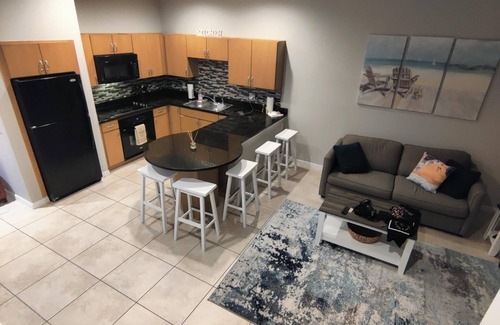 Sunset Lakes House | Lovely 3-bedroom, 3-bath townhome in Kissimmee with pools, fitness room & more