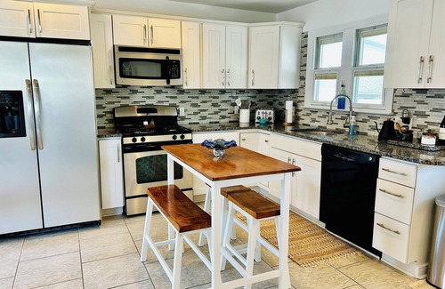 Ventnor City House | Lovely 3-bedroom beach house in Ventnor