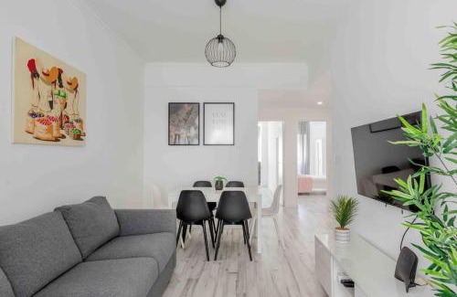 Queluz Apartment | Lovely 3-bedroom condo w/free parking on premises