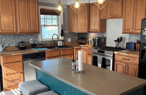 Thomasville House | Lovely 3-bedroom house in Thomasville with AC, WiFi. Enjoy your stay