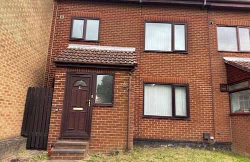 Peterlee House | Lovely 3 bedroom house close to city centre, 34, Gloucester place , Durham