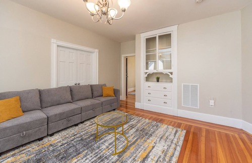 Malden Apartment | Lovely 3-bedroom near Boston with WFH setup
