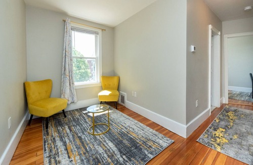 Malden Apartment | Lovely 3-bedroom near Boston with WFH setup