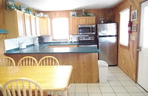 South Nags Head Cottage | Lovely 3 Bedroom Oceanside Cottage With No Street To Cross.