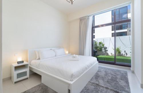 Dubai House | Lovely 3-Bedroom Villa at Senses with Modern Comforts in Wadi Al Safa