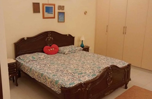 Karachi District Villa | Lovely 3-bedroom villa in Bahria town Karachi with WiFi, AC