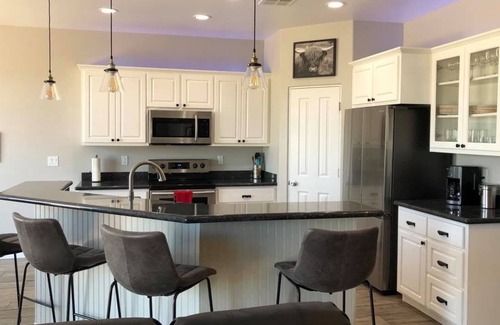 Wickenburg House | Lovely 3b/2b house with a view and direct access to the wash!