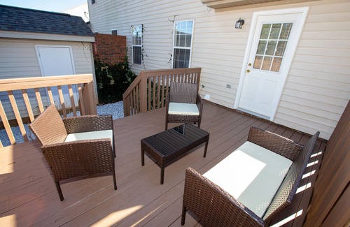 Greenwood House | Lovely 3BR/2BA Condo in great location, cozy place