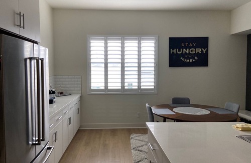 Platinum Triangle House | Lovely 4 bedroom close to Disney and Stadiums