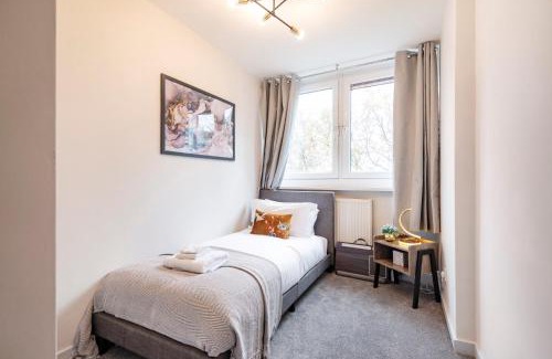 Wandsworth Apartment | Lovely 4 bedroom flat in Wandsworth- London