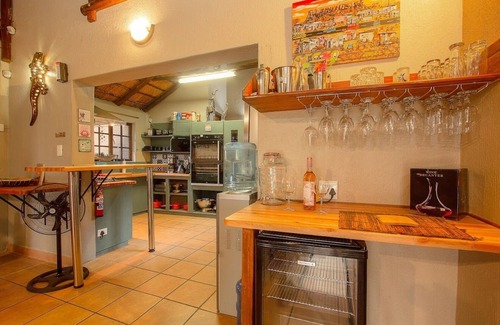 Marloth Park Villa | Lovely 5-Bed Villa in Marloth Park next to Kruger