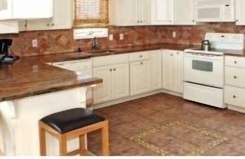 South Beach Haven House | LOVELY 5 BEDROOM ONCEAN FRONT!