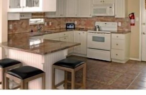 South Beach Haven House | LOVELY 5 BEDROOM ONCEAN FRONT!