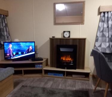 Louth Other | Lovely 6 Berth Caravan At Sunnydale Holiday Park Ref 35375S